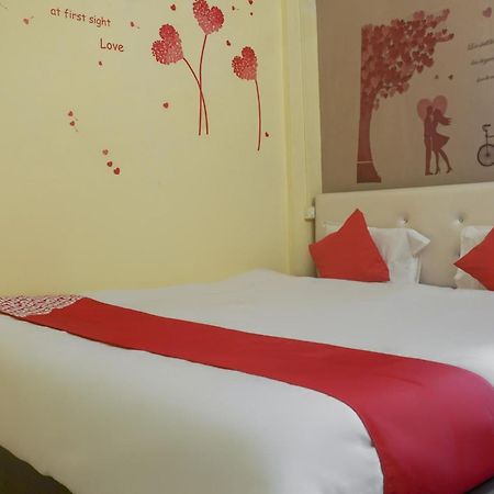 Hotel O R K Hotel Pimpri-Chinchwad Екстериор снимка