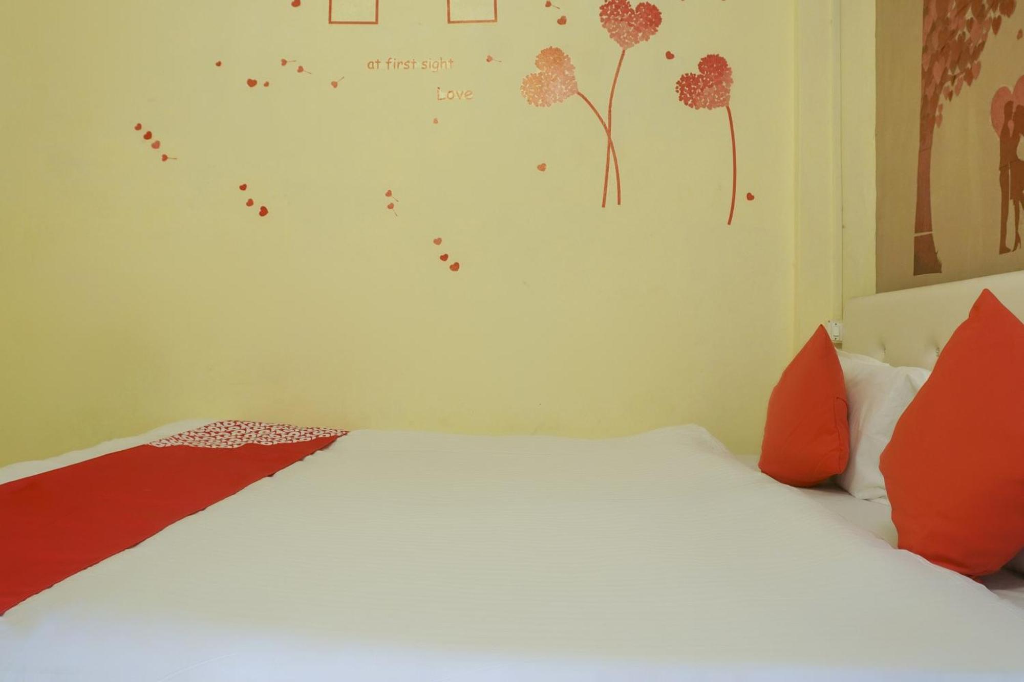 Hotel O R K Hotel Pimpri-Chinchwad Екстериор снимка
